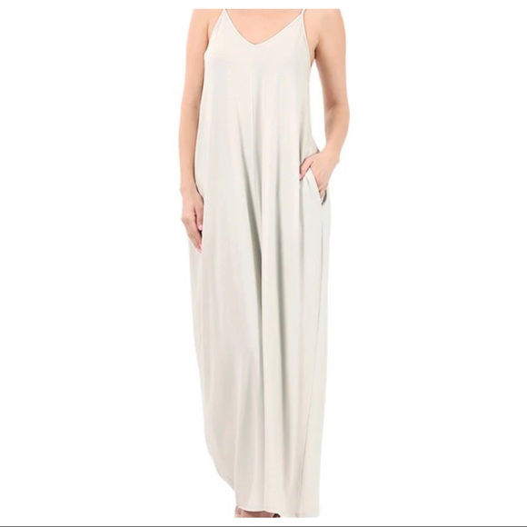 ADJUSTABLE STRAPS TANK MAXI DRESS WITH POCKETS - Picture 6 of 6